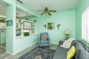 Corpus Christi-Padre Island condo is walking distance to beach by Mustang Island, Sleeps Four, 2025 Traveler Award, winter rates